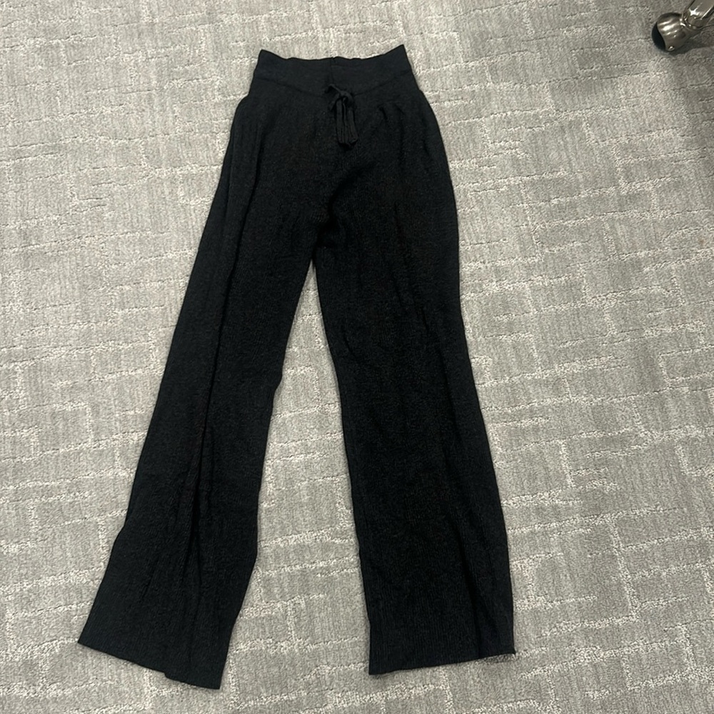 Dark grey sweatpants